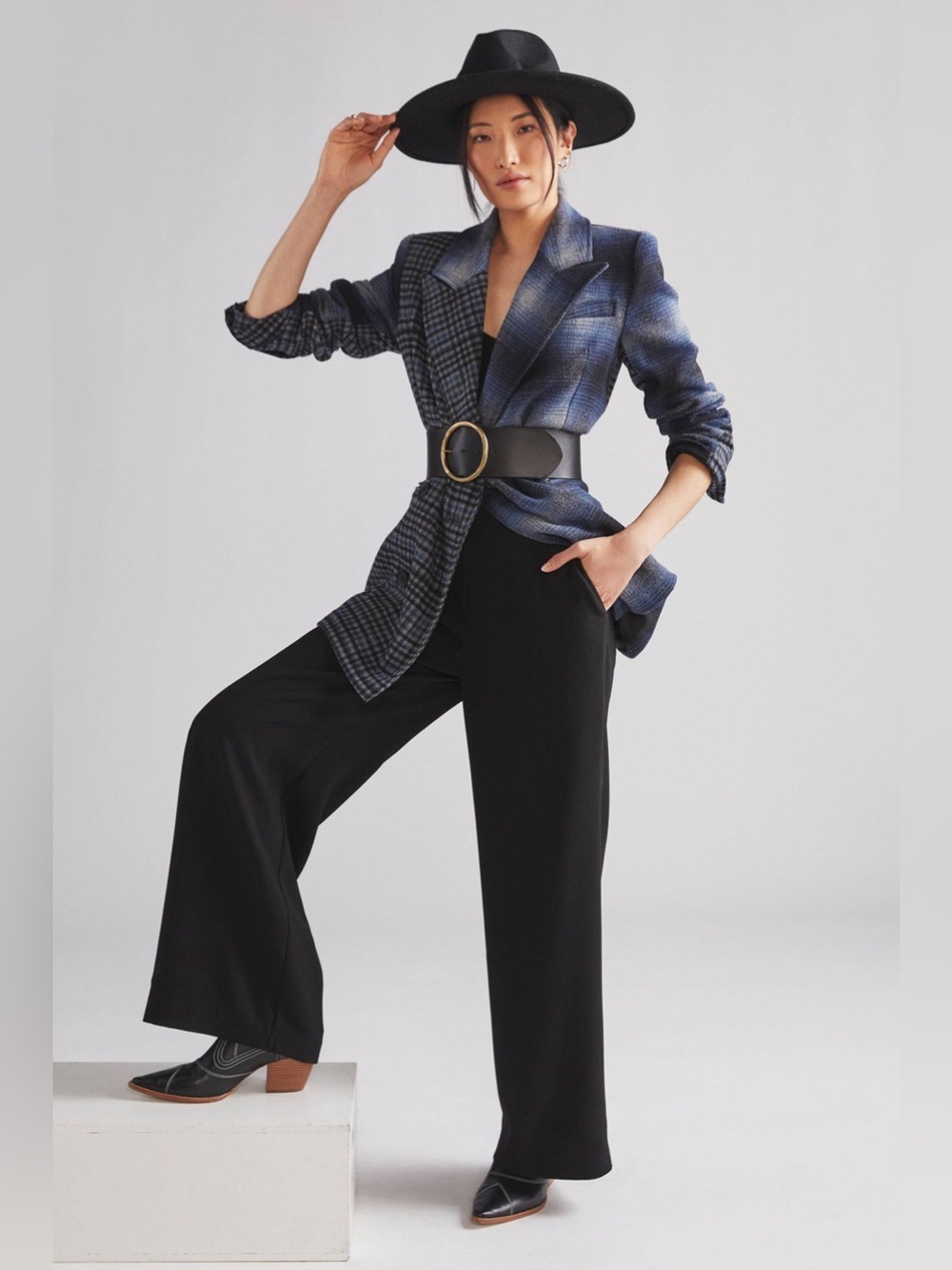 Exquise Violette Wide-Leg Pants in Black - Size XL